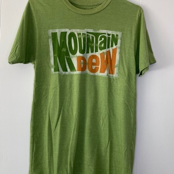 MOUNTAIN Dew 2010 Pepsi Co. graphic t-shirt - Picture 2 of 5